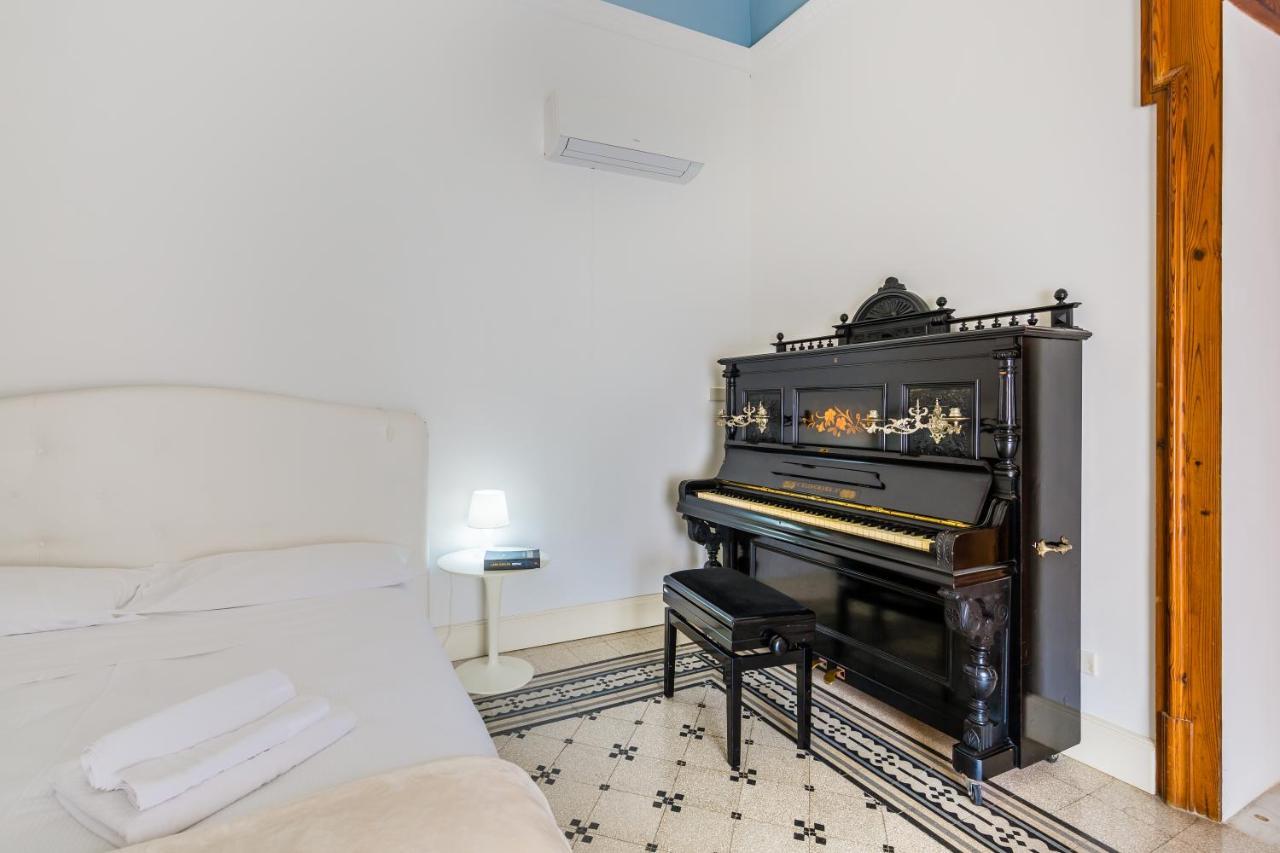 Palazzo Montalbano Bed & Breakfast Шикли Екстериор снимка