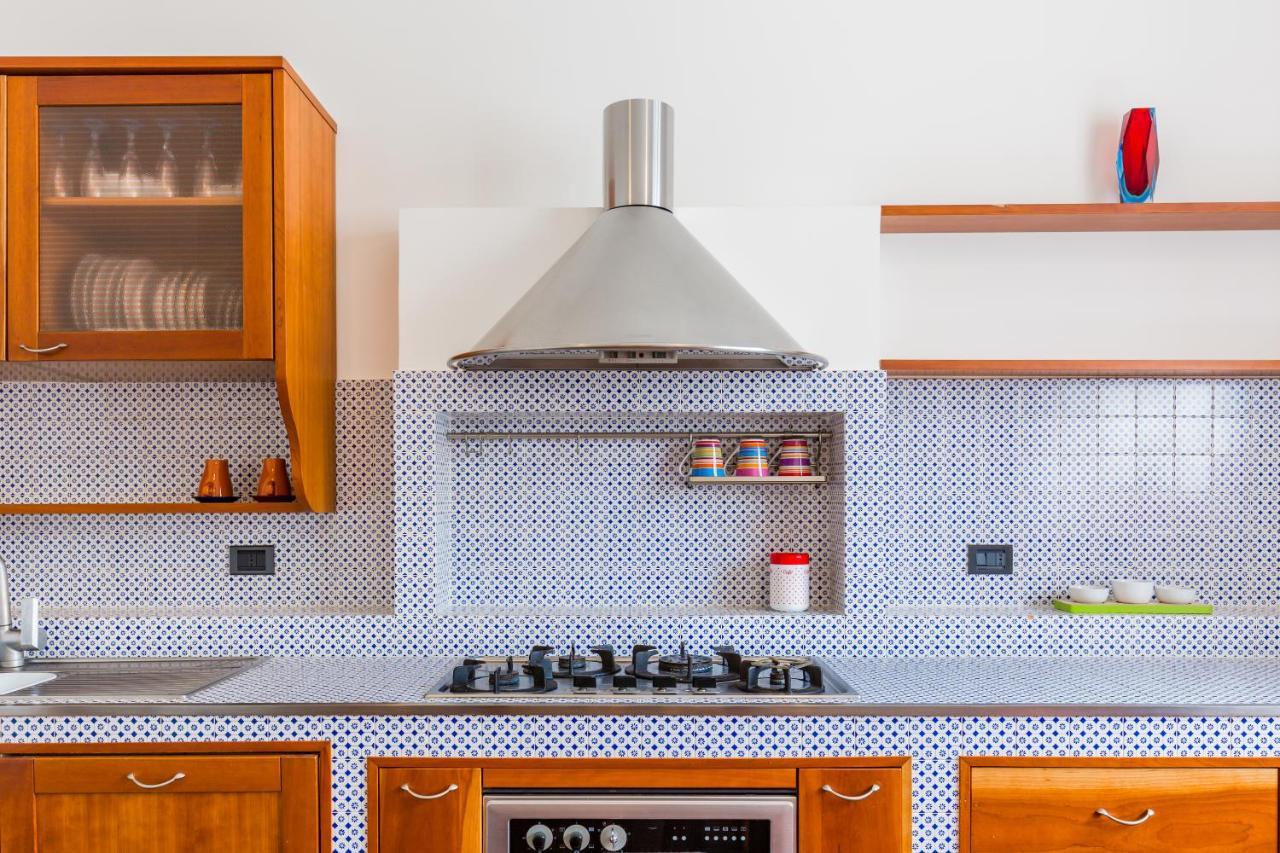 Palazzo Montalbano Bed & Breakfast Шикли Екстериор снимка