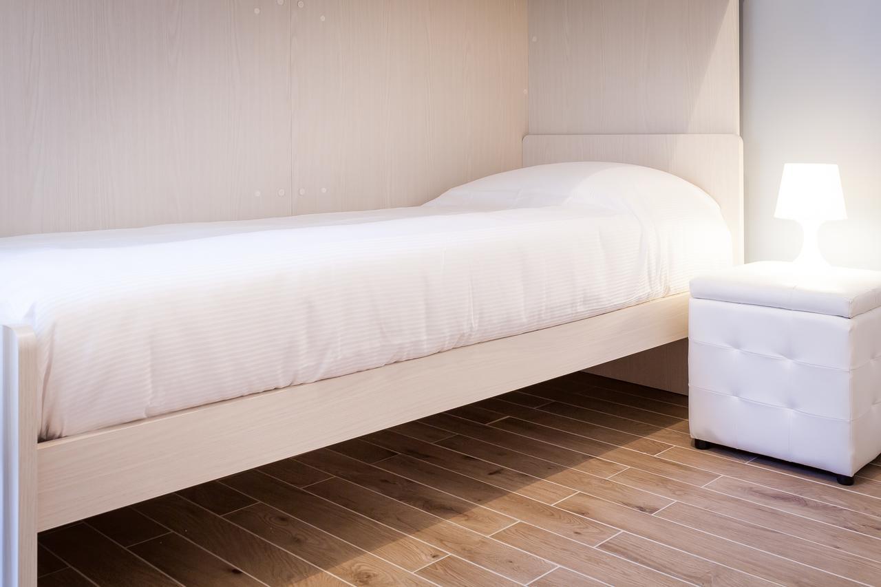 Palazzo Montalbano Bed & Breakfast Шикли Екстериор снимка