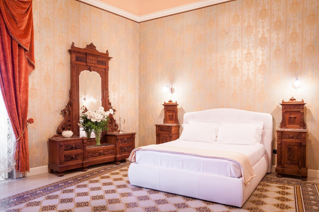 Palazzo Montalbano Bed & Breakfast Шикли Екстериор снимка